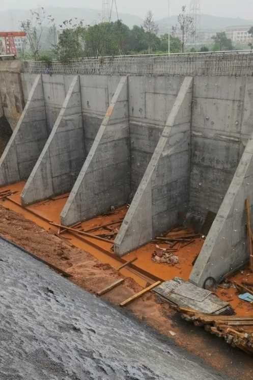 阳泉城区锚杆式挡土墙